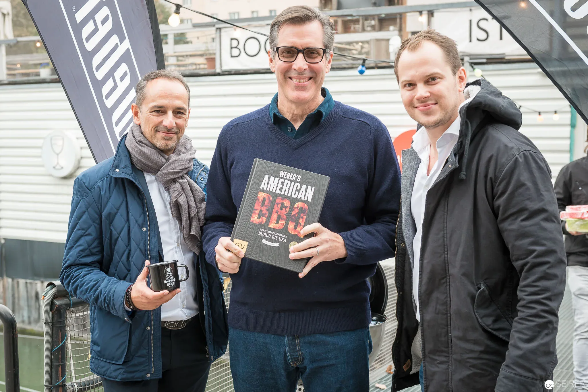 (v.li): Hermann Steckerl (Key Account Manager Weber-Stephen Österreich GmbH), Jamie Purviance (Buchautor Weber’s American BBQ), Matthias Fuchs (Marketingverantwortlicher Weber-Stephen Österreich GmbH)