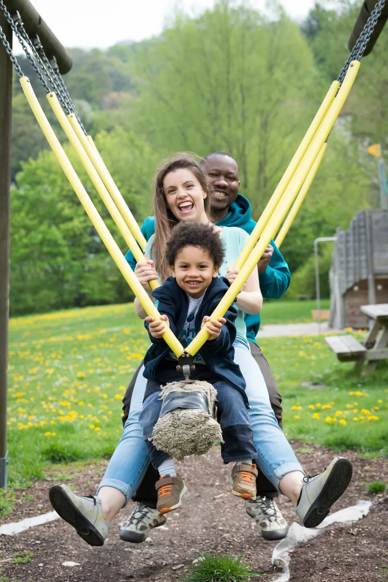 Projekt Glaube - Liebe - Hoffnung: Youssouf, Anna und Leo