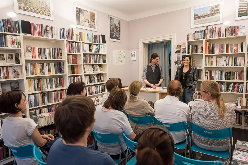 Theresa Prammer liest aus ihrem neuen Buch "Mörderische Wahrheiten"