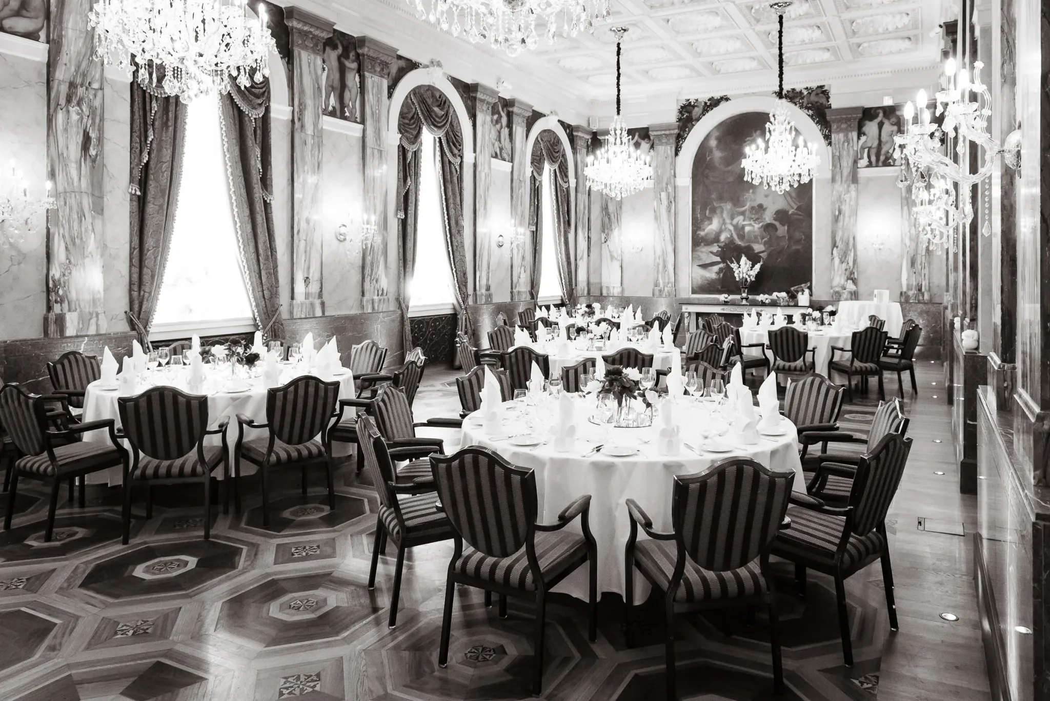 Gedeckter Festsaal des Hotel Imperial
