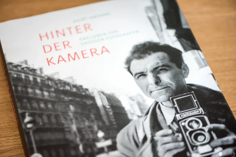 Buchrezension: Hinter der Kamera von Juliet Hacking