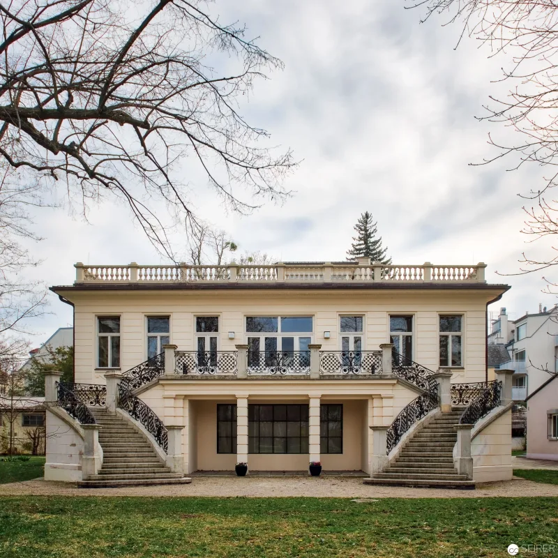 Klimt Villa