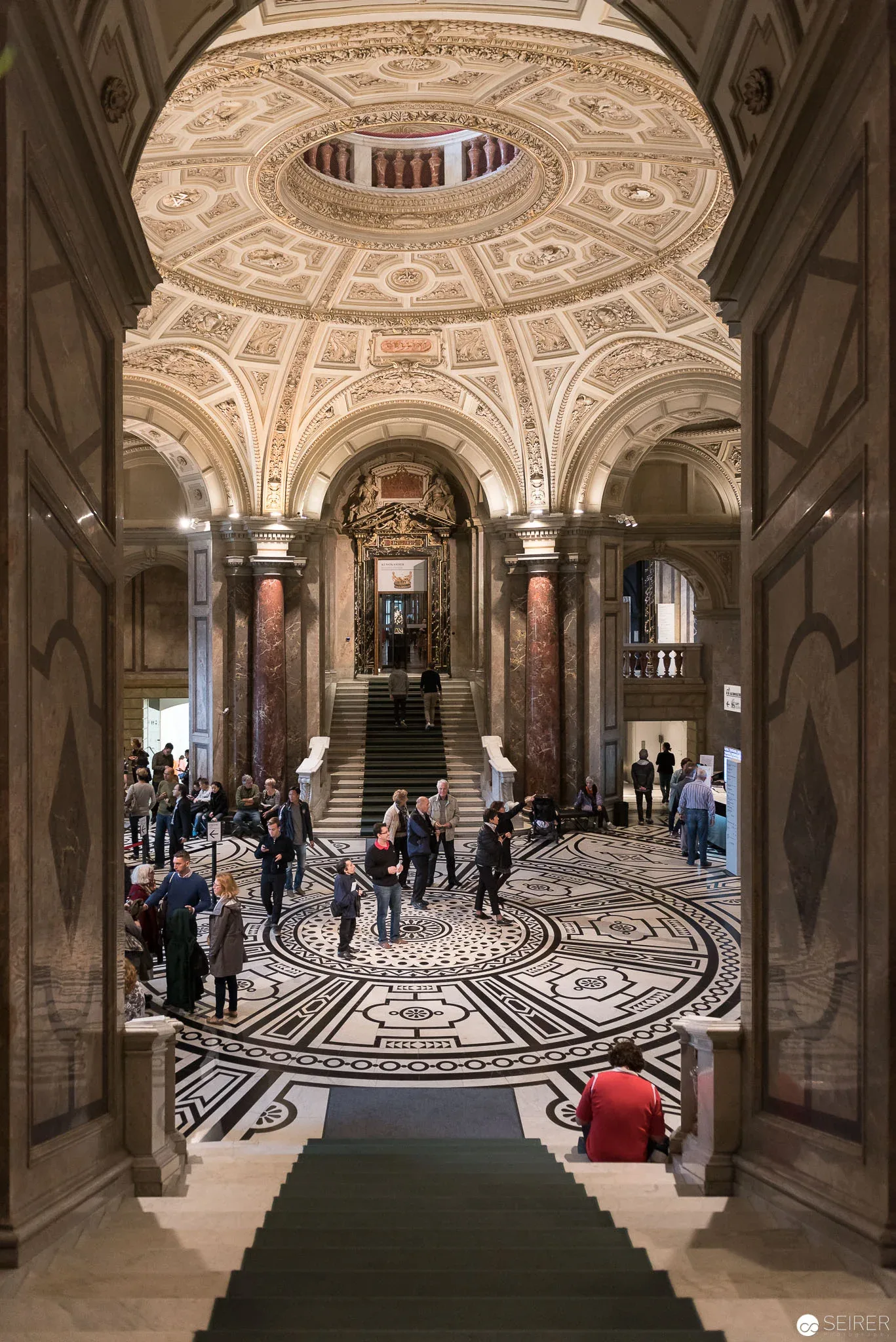 Kuppel im Eingangsbereich des KHM