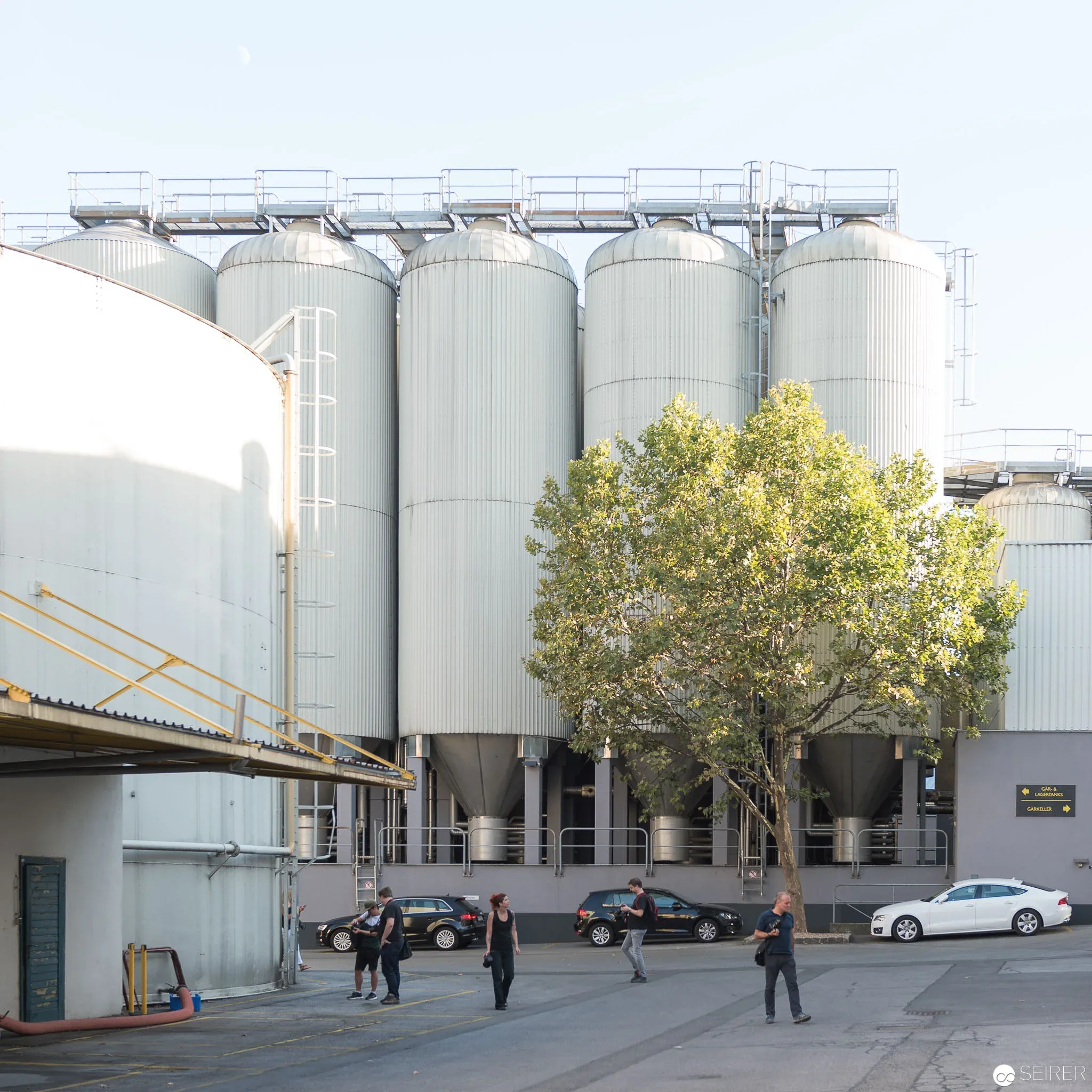 Einige der 54 Tanks der Ottakringer Brauerei
