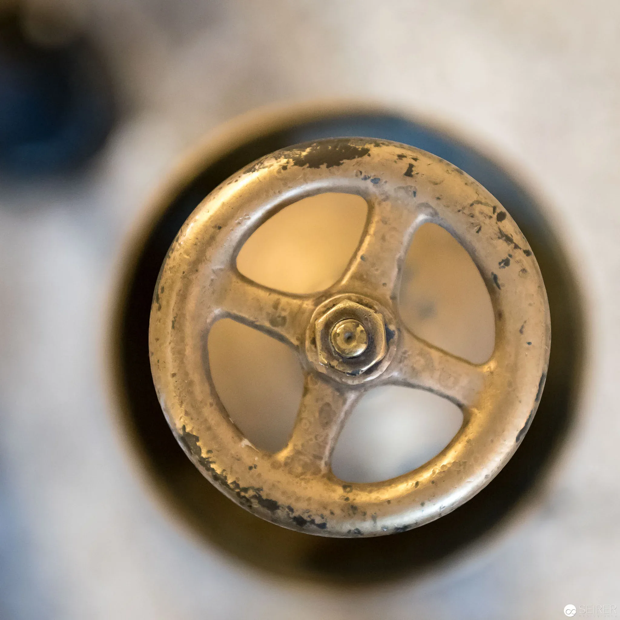 Einige der alten Kupfertanks sind immer noch in Betrieb - Ottakringer Brauerei