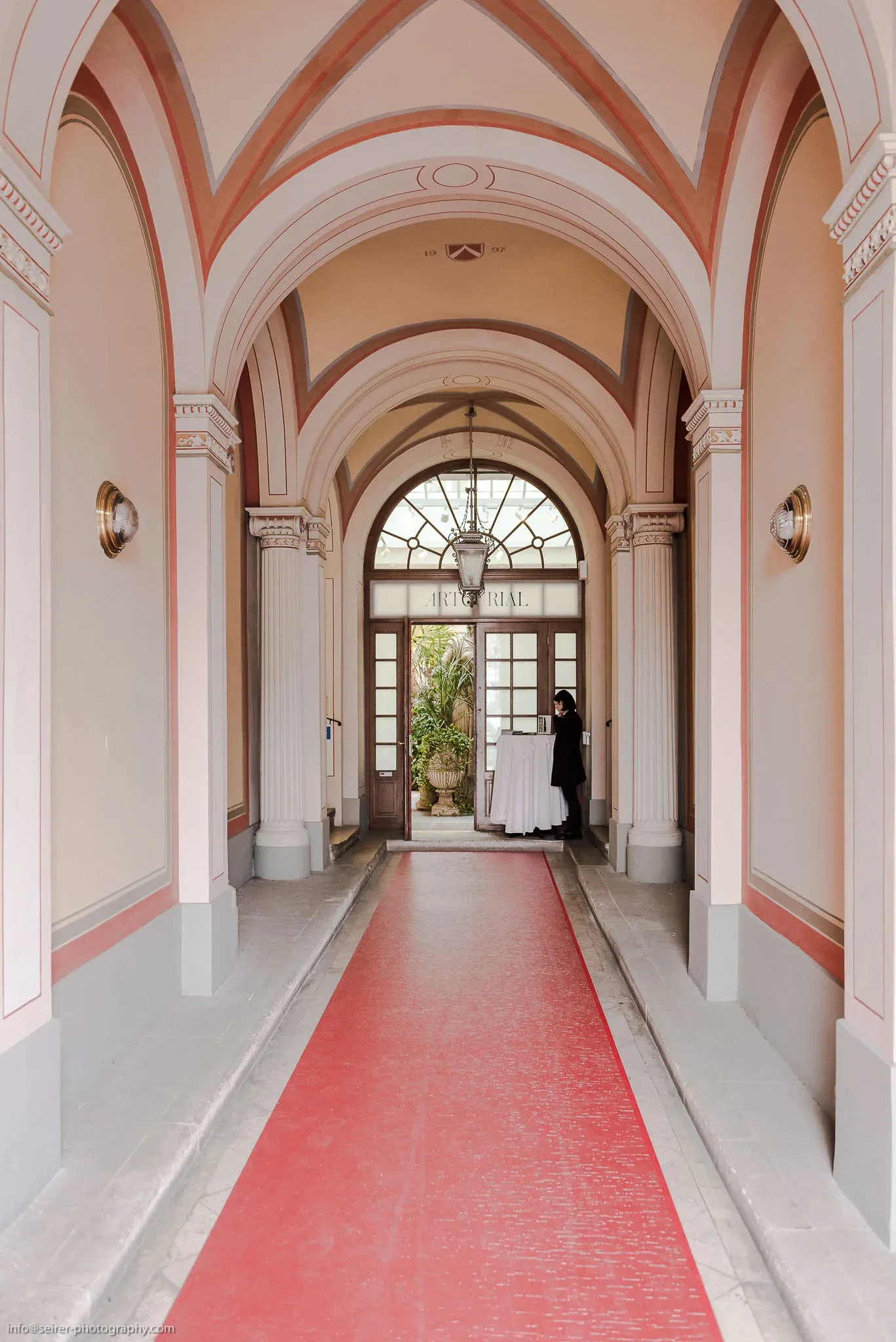 Hotel Ritz: Own The Legend