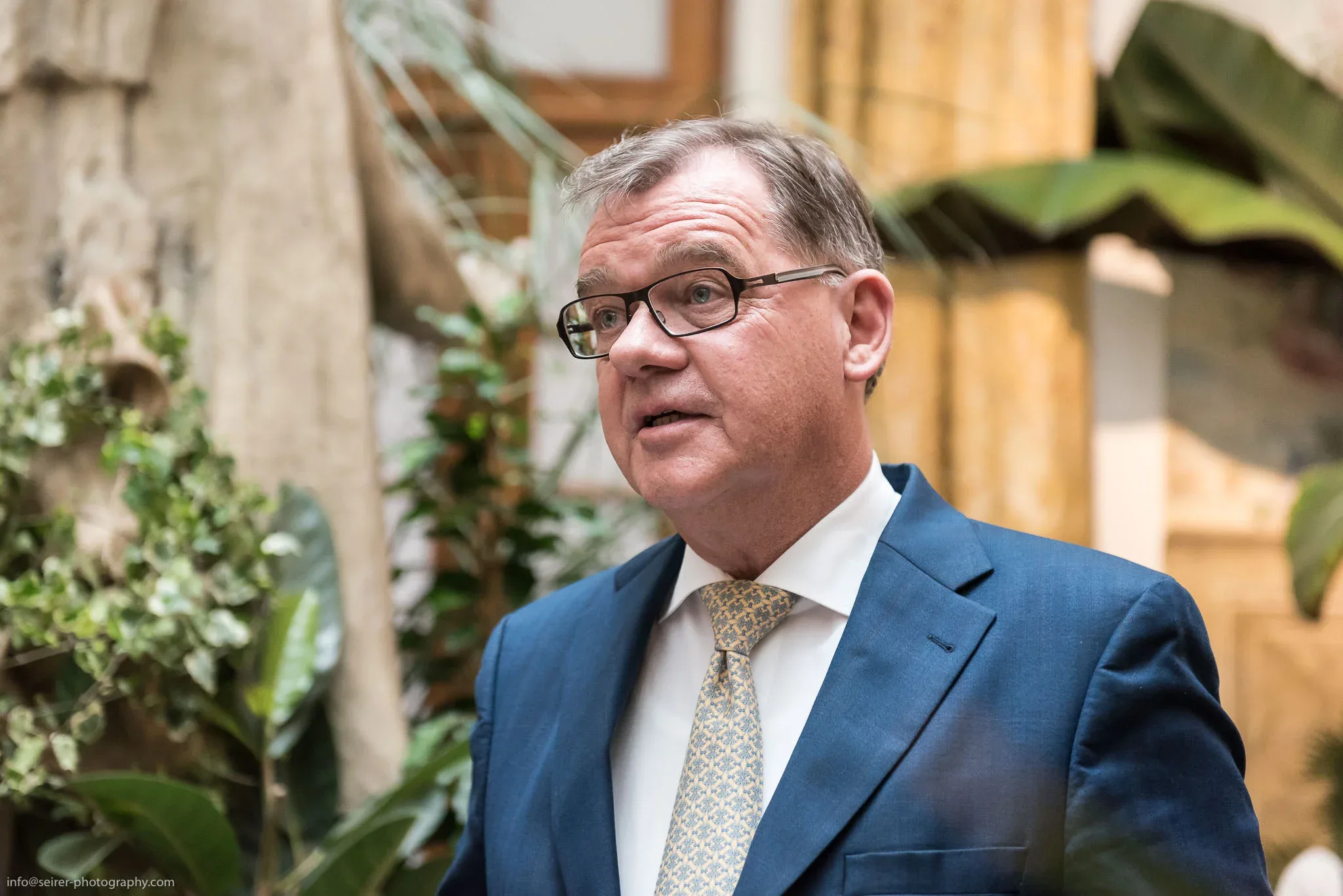 Andreas Augustin, Hotelhistoriker