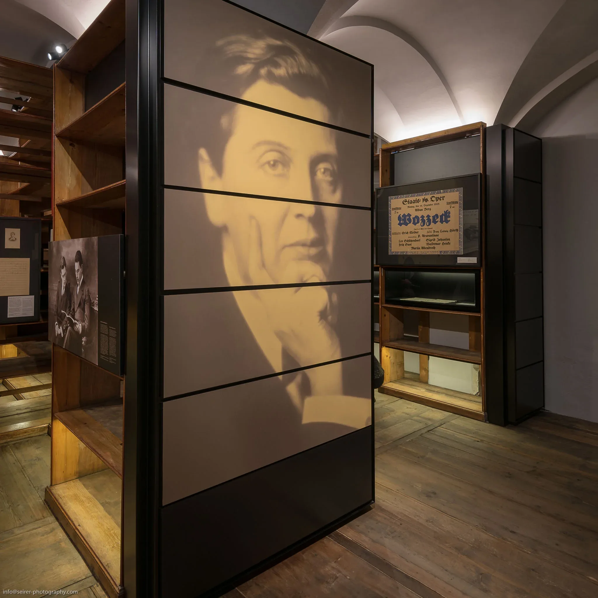 Sonderausstellung "Berg, Wittgenstein, Zuckerkandl" im Literaturmuseum