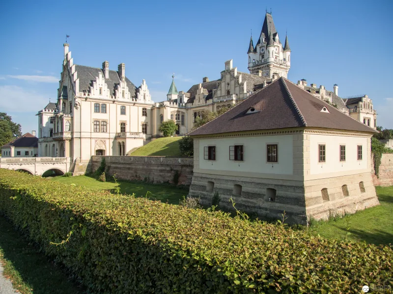 Grafenegg - ein märchenhaftes Schloss jenseits des Regenbogens