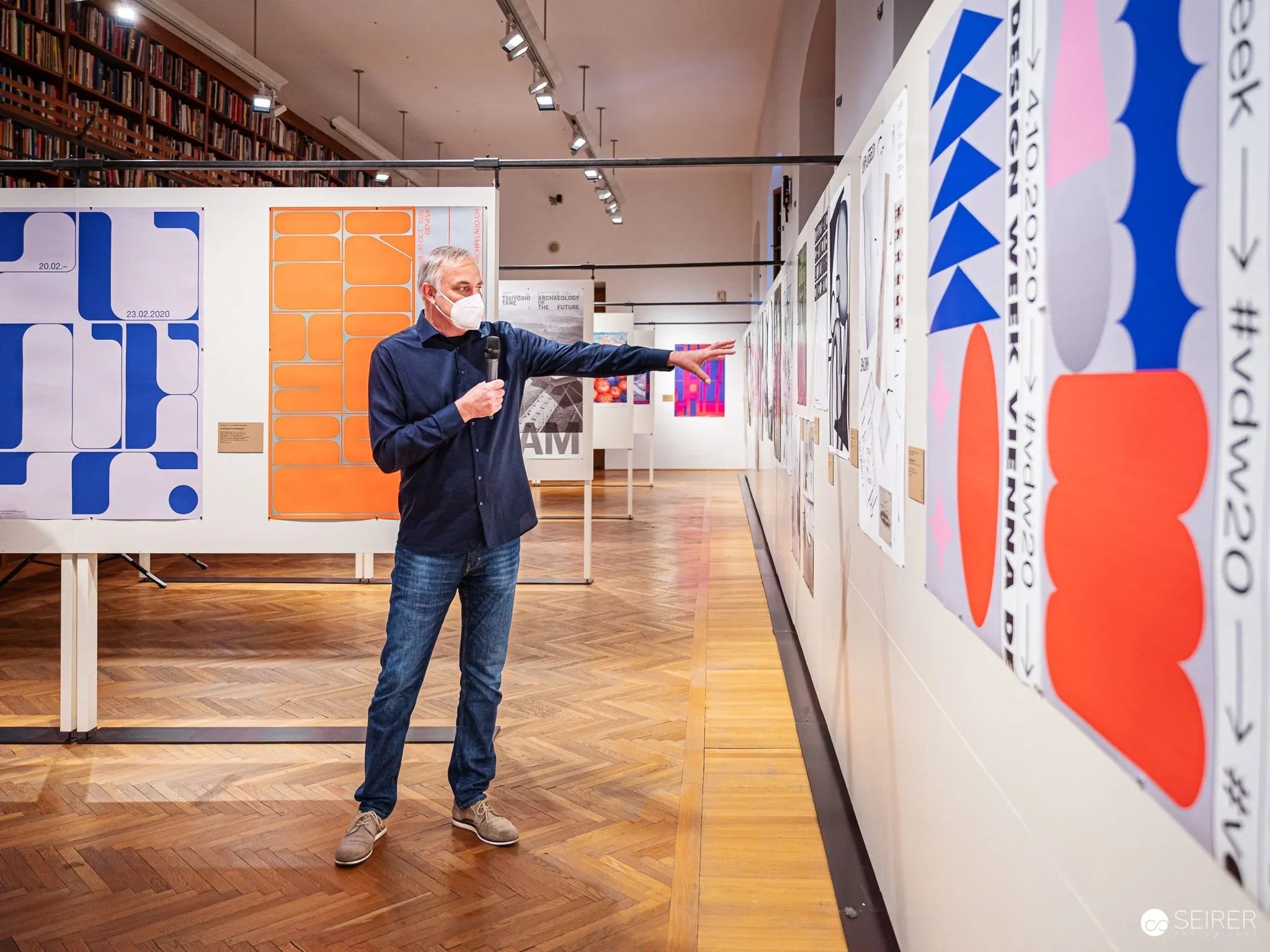 Kurator Peter Klinger, 100 Beste Plakate, Mak, Wien, 2021
