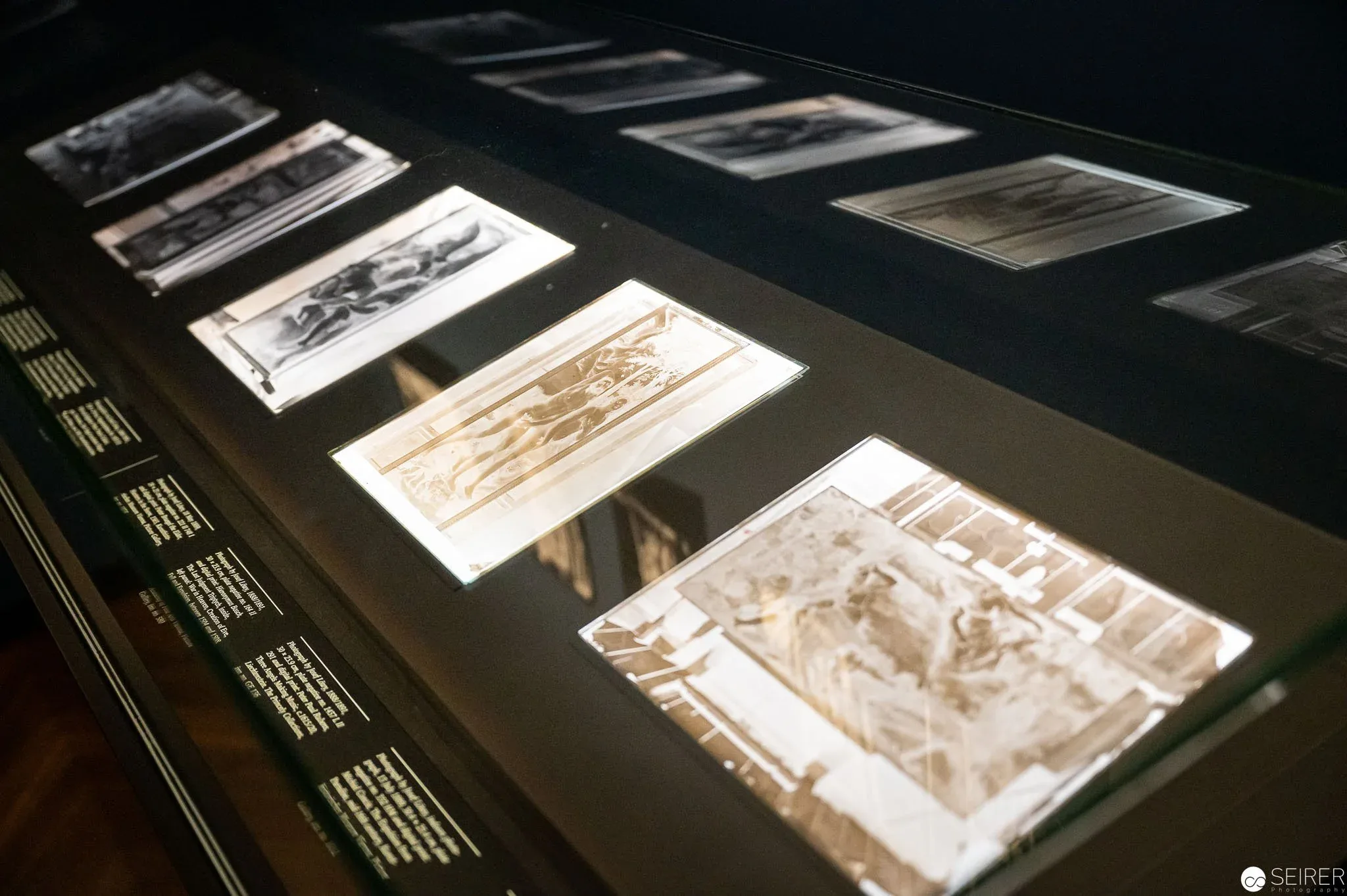 Ausstellungsansicht: "Farbe in Schwarz-Weiß", KHM Wien