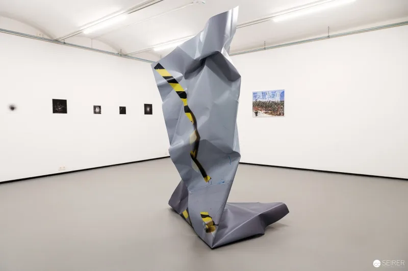 Folding realities: exhibition UNFOLD at Fotogalerie Wien