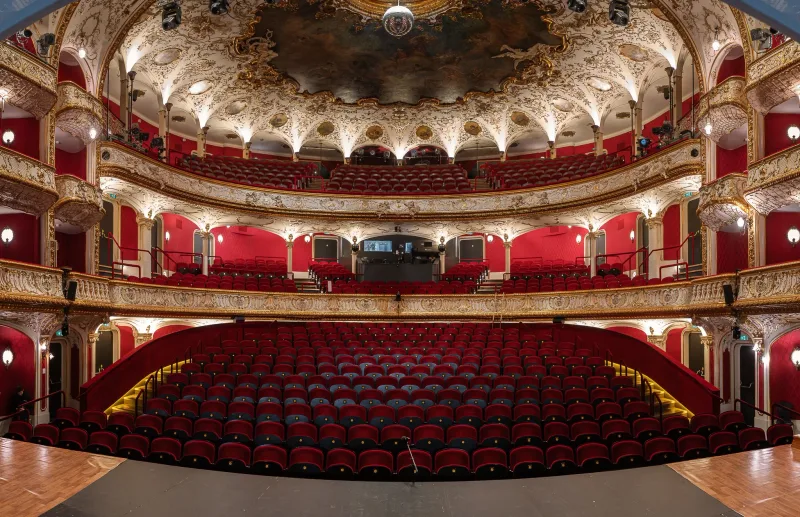 Backstage at the Volkstheater Vienna