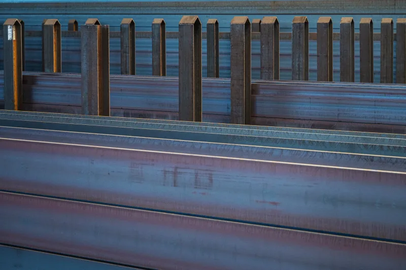 Frankstahls Steel - From Monochrome to Color