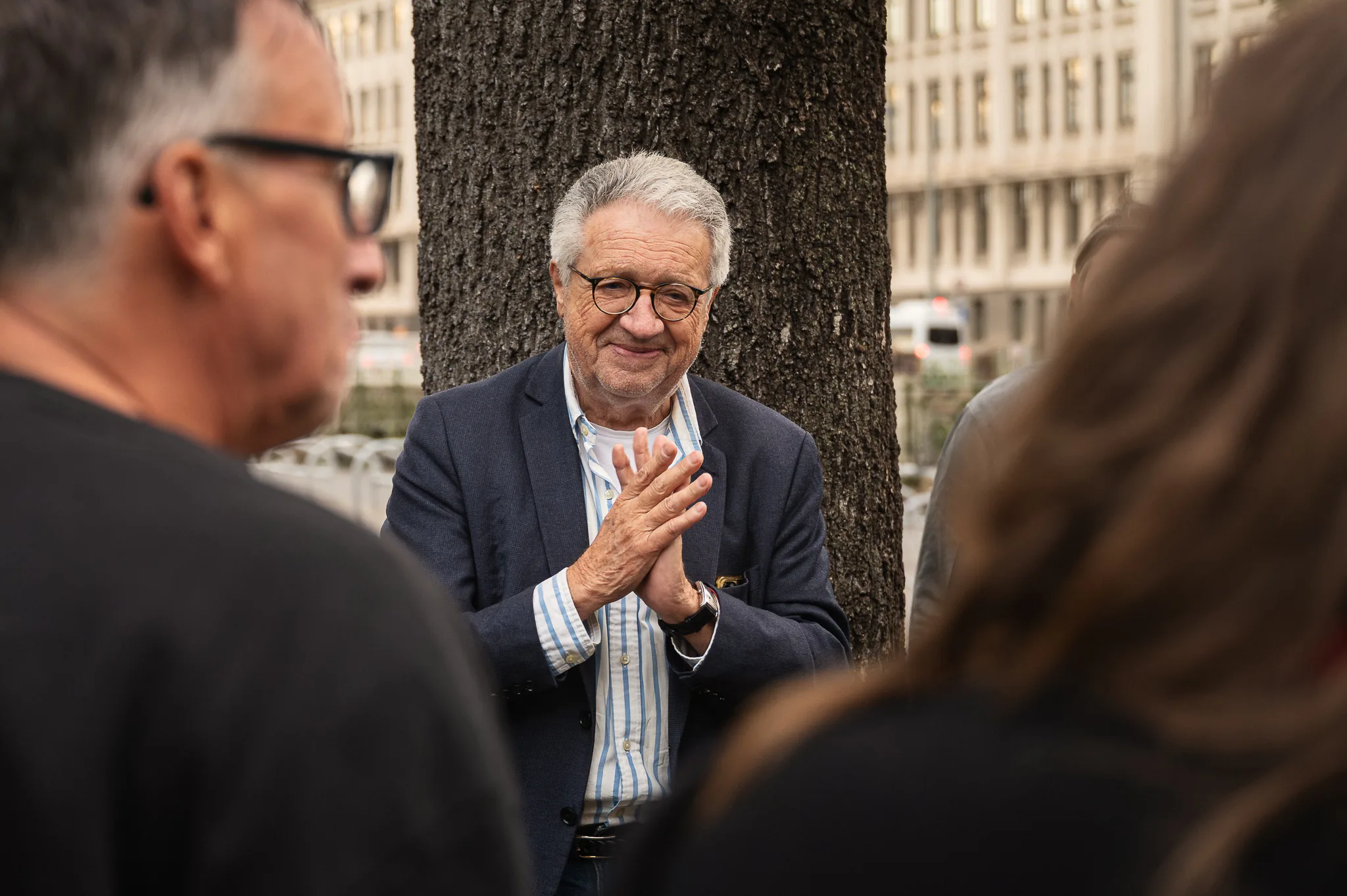 Wolfgang Petritsch, diplomat and once Kreisky's secretary, speaking at the Kreisky bust in Kreisky Park, “Bruno Kreisky on TOUR”, Vienna, 2026