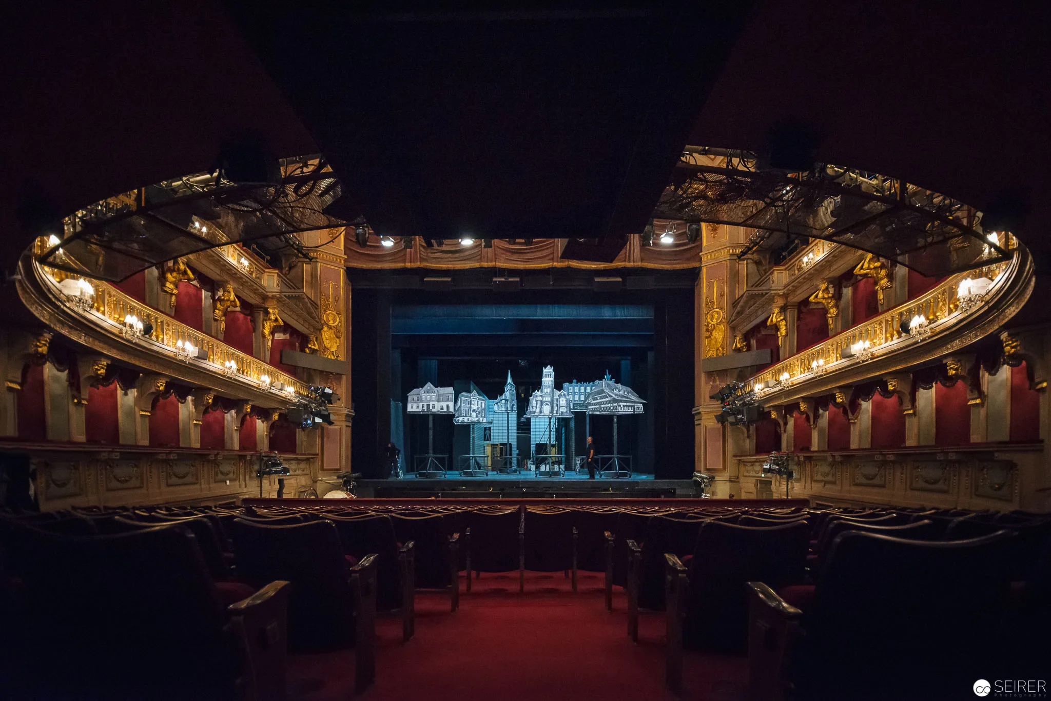 Theater photography The Visit of the Old Lady at Theater an der Wien